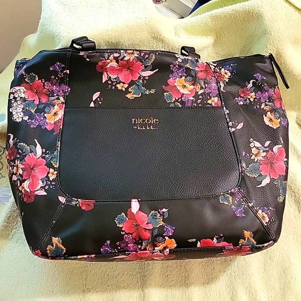 NEW Nicole Miller Mallory Tote